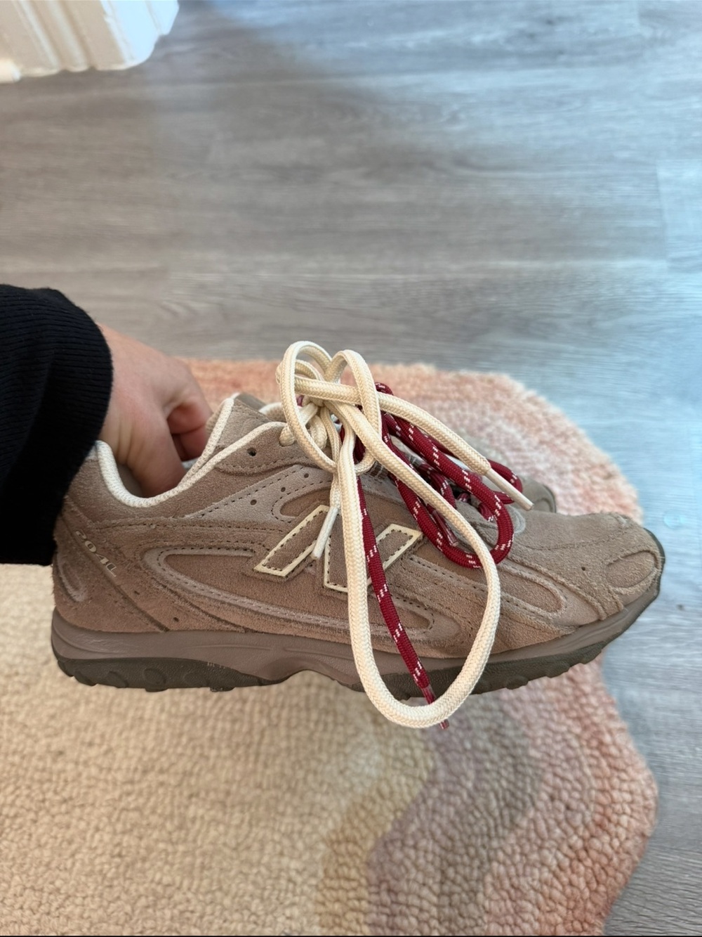 New Balance 204L mushroom arid shoes